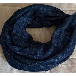 NWOT Ann Taylor Loft Blue Metallic Infinity Scarf SUPER SOFT!
